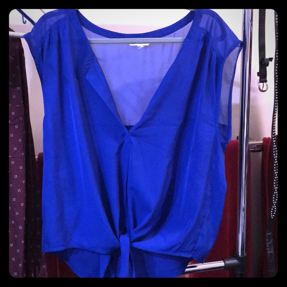 American eagle outfitters size large shirt